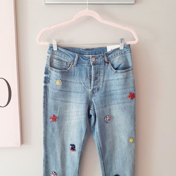 NWT For the Republic floral applique embellished slim ankle jeans, 26 - Picture 9 of 15